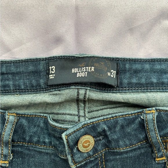 Hollister Bootcut Jeans – Women’s Size 13 (W31) - Picture 2 of 4